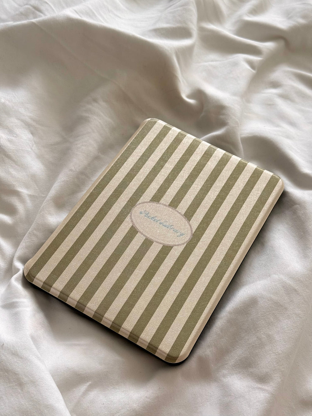 Ivy Ledger Kindle Case