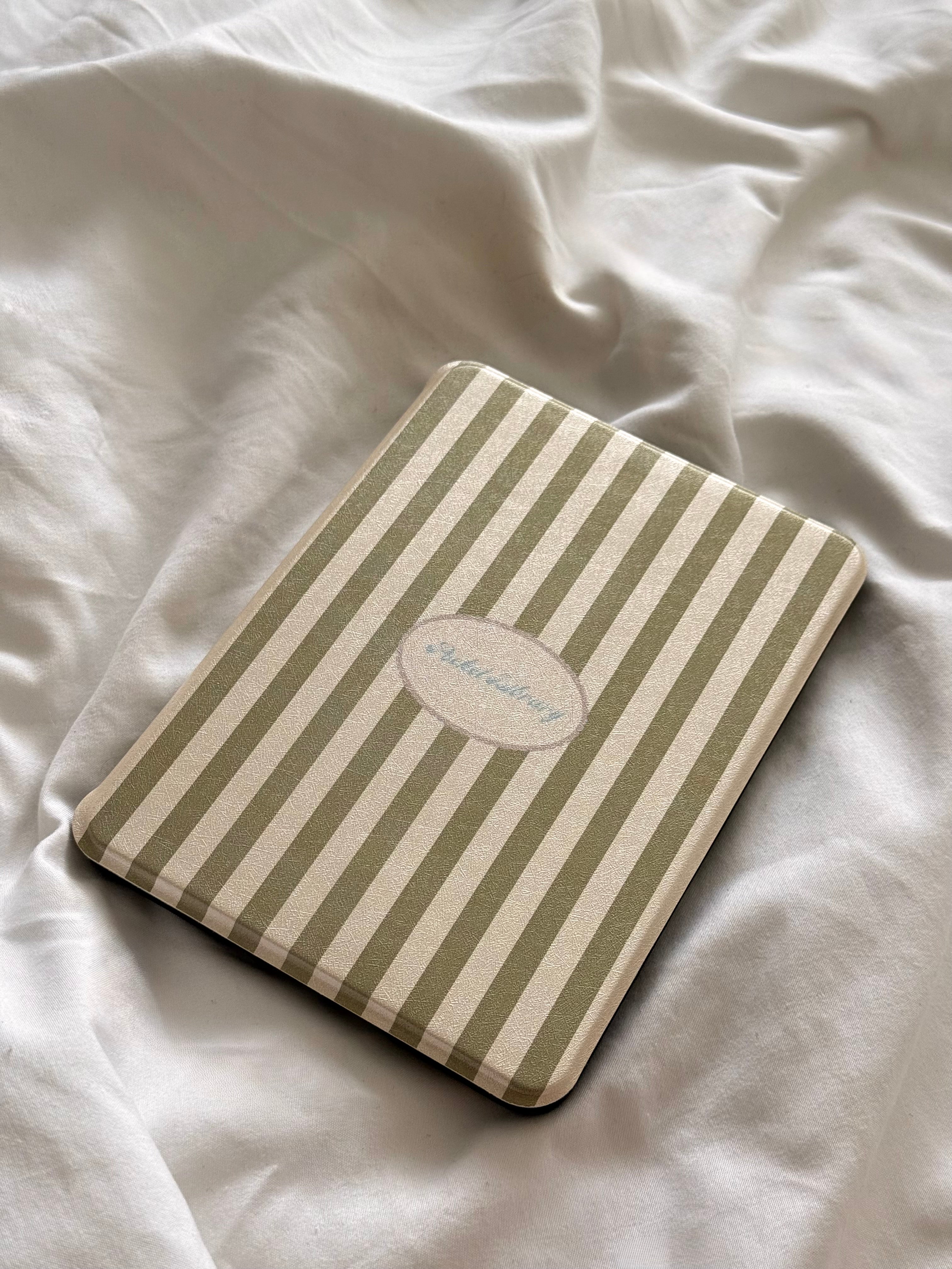 Ivy Ledger Kindle Case