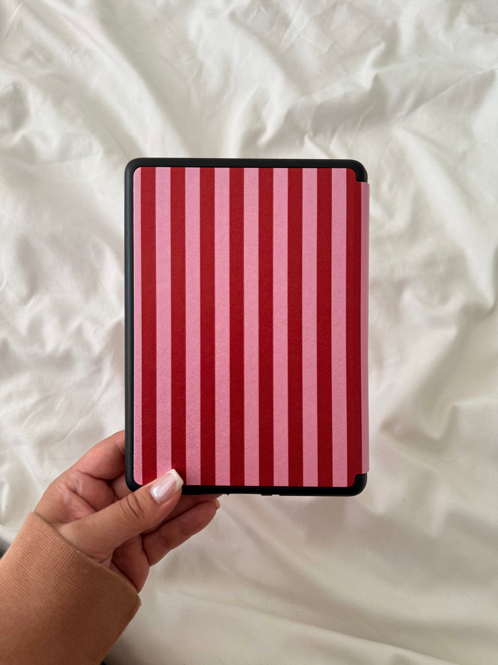 The Homebody Club Kindle Case