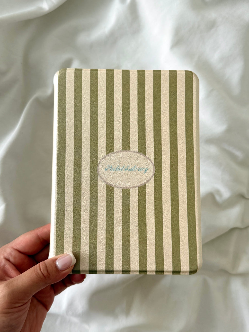 Ivy Ledger Kindle Case